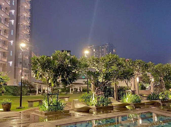 Cozy 1 Bedroom Scandinavian/tropical With Balcony & Parking Manila