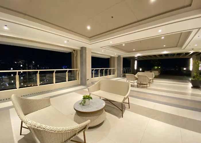 Cozy 1 Bedroom Scandinavian/tropical With Balcony & Parking Manila