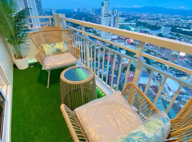 Cozy 1 Bedroom Scandinavian/tropical With Balcony & Parking Apartment