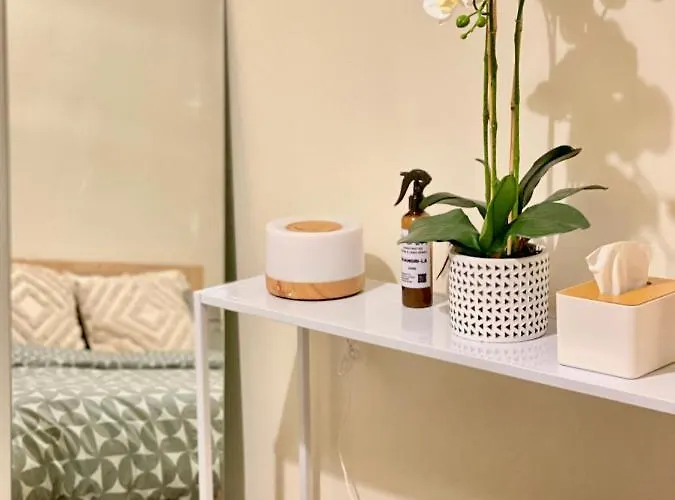 Cozy 1 Bedroom Scandinavian/tropical With Balcony & Parking